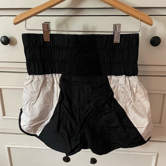 Free People “The Way Home Shorts” - Picture 2 of 4